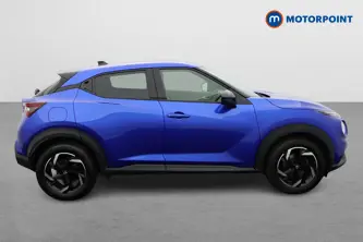 Nissan Juke N-Connecta Manual Petrol SUV - Stock Number (1635819) - Drivers side