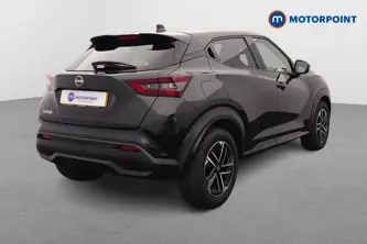 Nissan Juke N-Connecta Manual Petrol SUV - Stock Number (1635866) - Drivers side rear corner