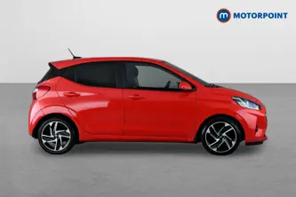 Hyundai I10 Premium Manual Petrol Hatchback - Stock Number (1637667) - Drivers side