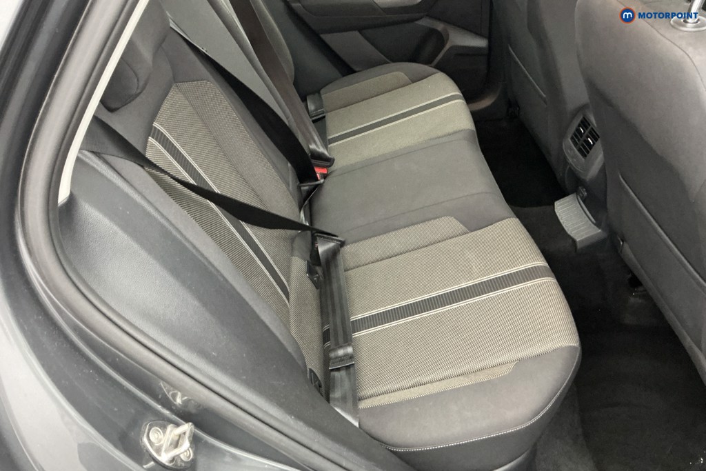 Volkswagen T-Roc SE Manual Petrol SUV - Stock Number (1642434) - 4th supplementary image