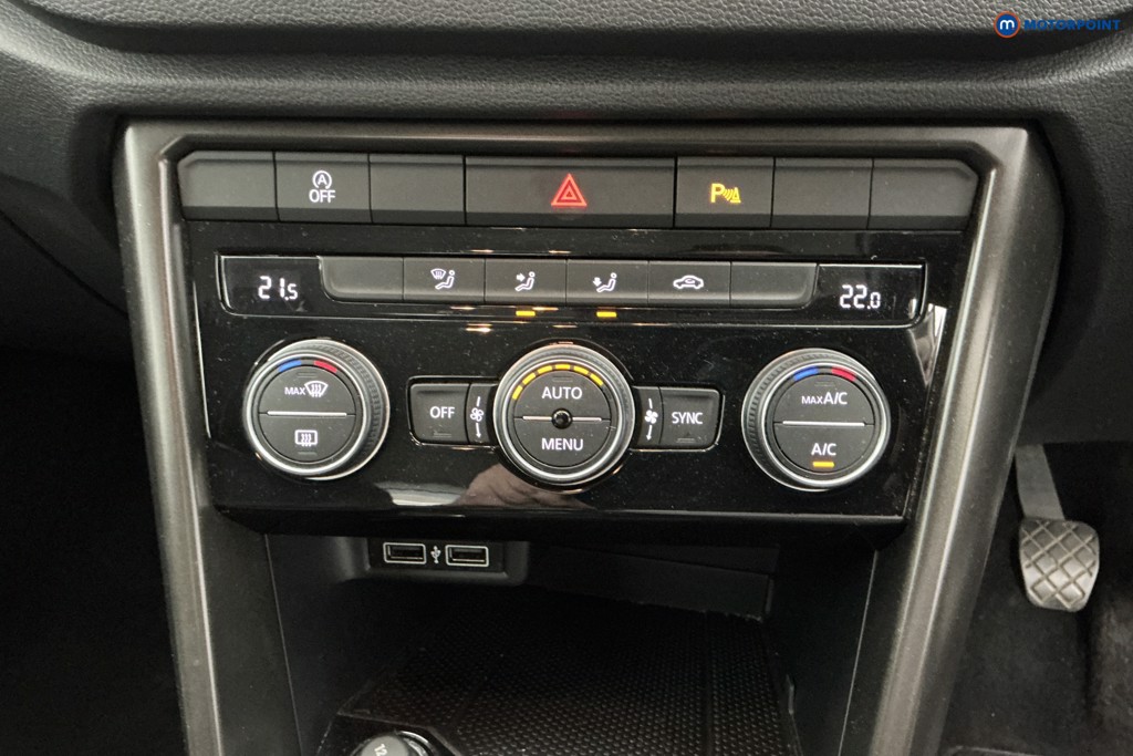 Volkswagen T-Roc SE Manual Petrol SUV - Stock Number (1642434) - 17th supplementary image