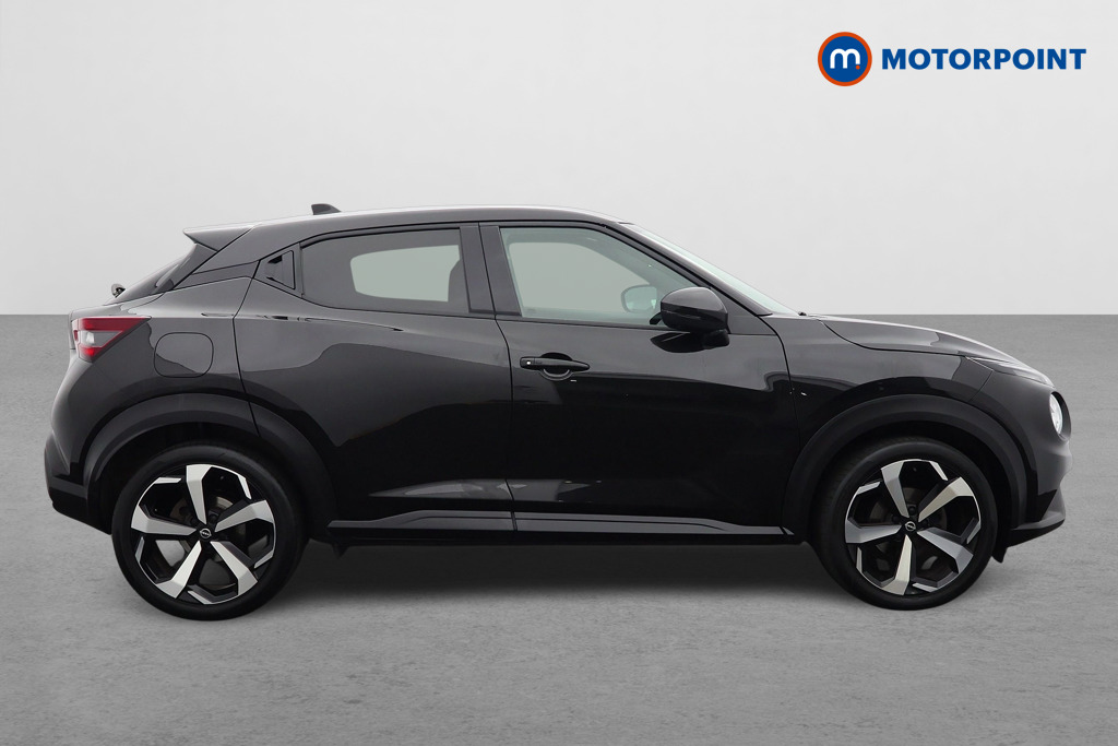 Nissan Juke Tekna Manual Petrol SUV - Stock Number (1644152) - Drivers side