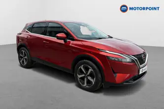 Nissan Qashqai N-Connecta Manual Petrol SUV - Stock Number (1646615) - Drivers side front corner