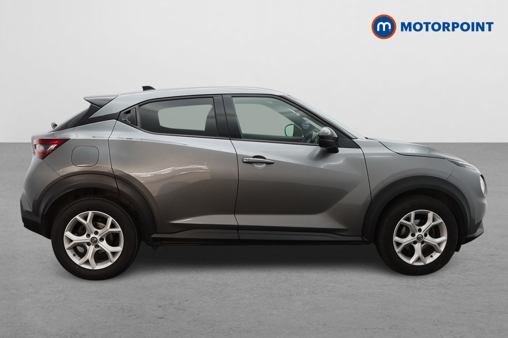 Nissan Juke N-Connecta Manual Petrol SUV - Stock Number (1647383) - Drivers side