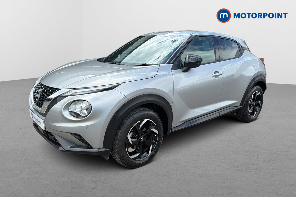 Nissan Juke N-Connecta Automatic Petrol SUV - Stock Number (1647924) - Passenger side front corner