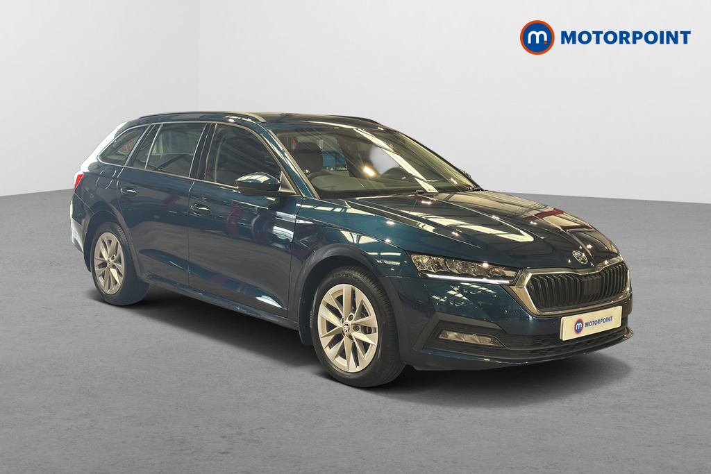 Skoda Octavia listing photo