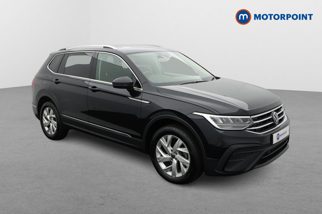 Volkswagen Tiguan Allspace Life Manual Petrol SUV - Stock Number (1648361) - Drivers side front corner