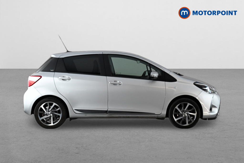 Toyota Yaris Y20 Automatic Petrol-Electric Hybrid Hatchback - Stock Number (1648565) - Drivers side