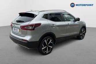 Nissan Qashqai N-Motion Automatic Petrol SUV - Stock Number (1648566) - Passenger side rear corner