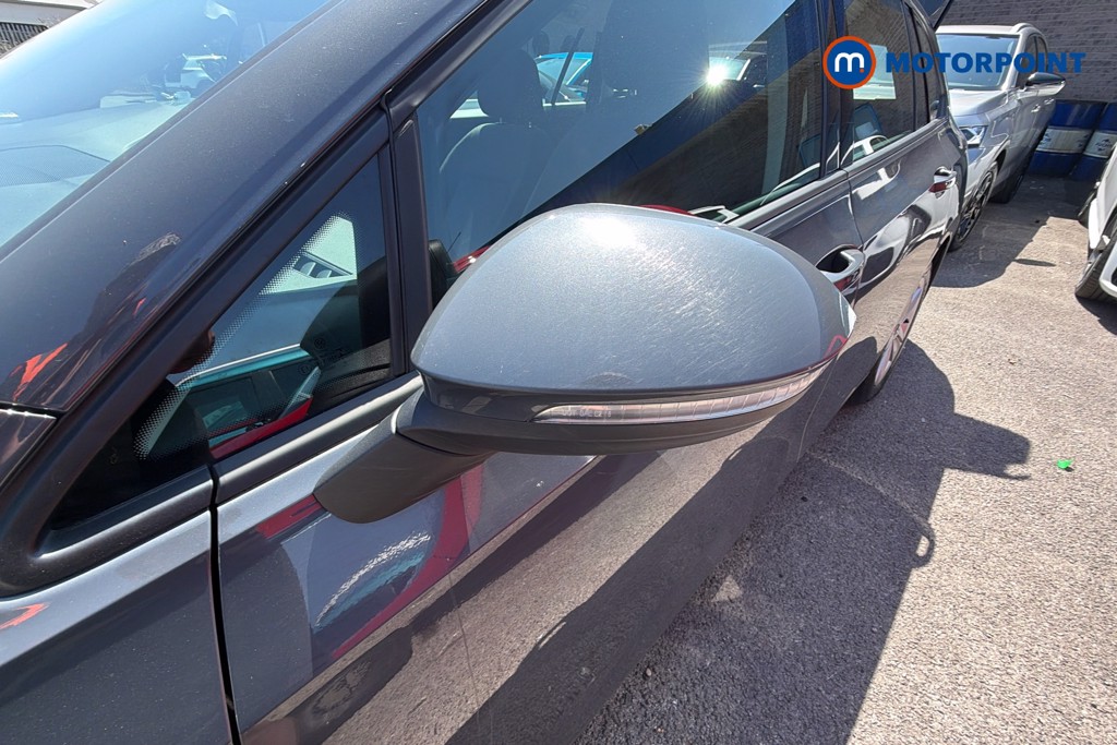 Volkswagen Golf Life Automatic Petrol Estate - Stock Number (1648832) - 43rd supplementary image