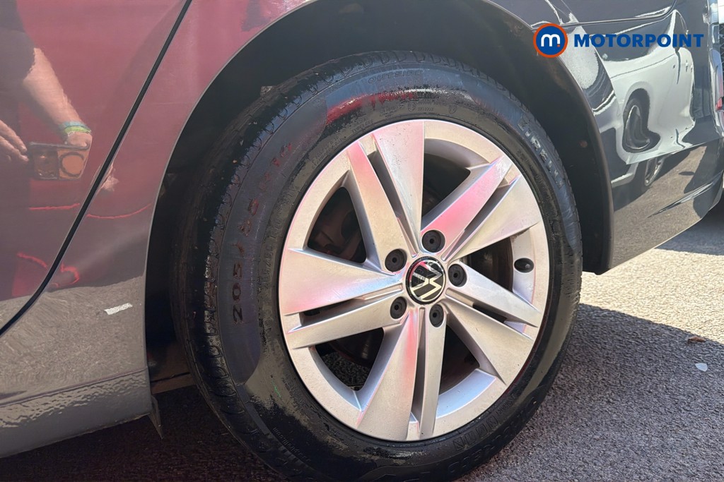 Volkswagen Golf Life Automatic Petrol Estate - Stock Number (1648832) - 48th supplementary image
