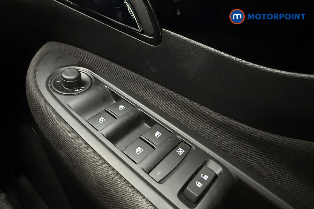 Vauxhall Mokka X Active Manual Petrol SUV - Stock Number (1649018) - 13th supplementary image