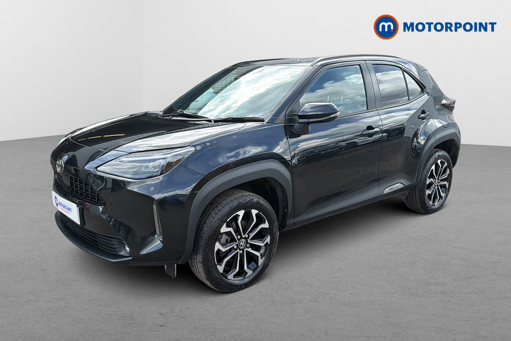 Toyota Yaris Cross Design Automatic Petrol-Electric Hybrid Estate - Stock Number (1649041) - Passenger side front corner