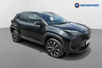 Toyota Yaris Cross Design Automatic Petrol-Electric Hybrid Estate - Stock Number (1649041) - Drivers side front corner