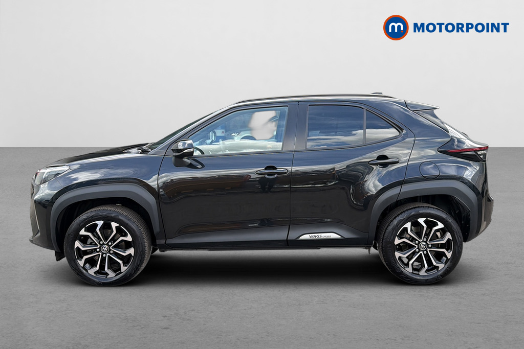 Toyota Yaris Cross Design Automatic Petrol-Electric Hybrid Estate - Stock Number (1649041) - Drivers side
