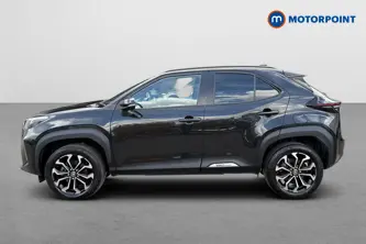 Toyota Yaris Cross Design Automatic Petrol-Electric Hybrid Estate - Stock Number (1649041) - Drivers side