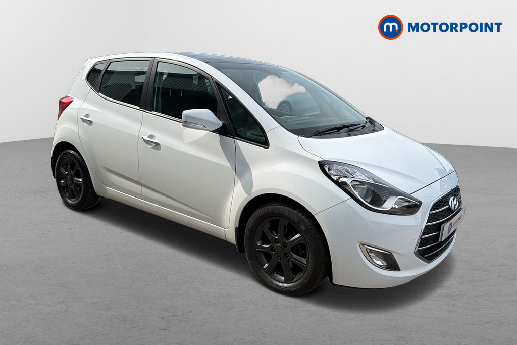 Hyundai Ix20 Premium Nav Automatic Petrol People Carrier - Stock Number (1649245) - Drivers side front corner
