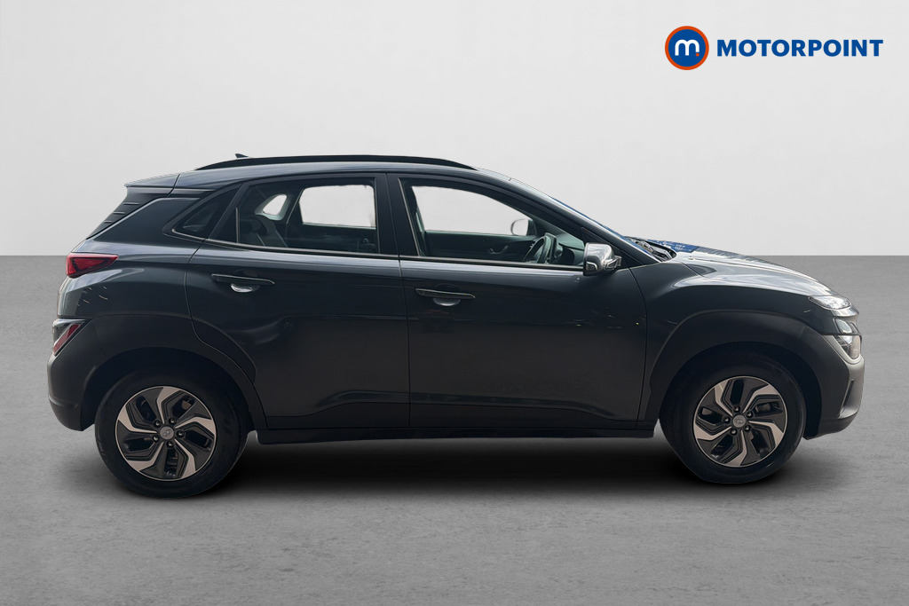 Hyundai Kona Se Connect Automatic Petrol-Electric Hybrid SUV - Stock Number (1650632) - Passenger side