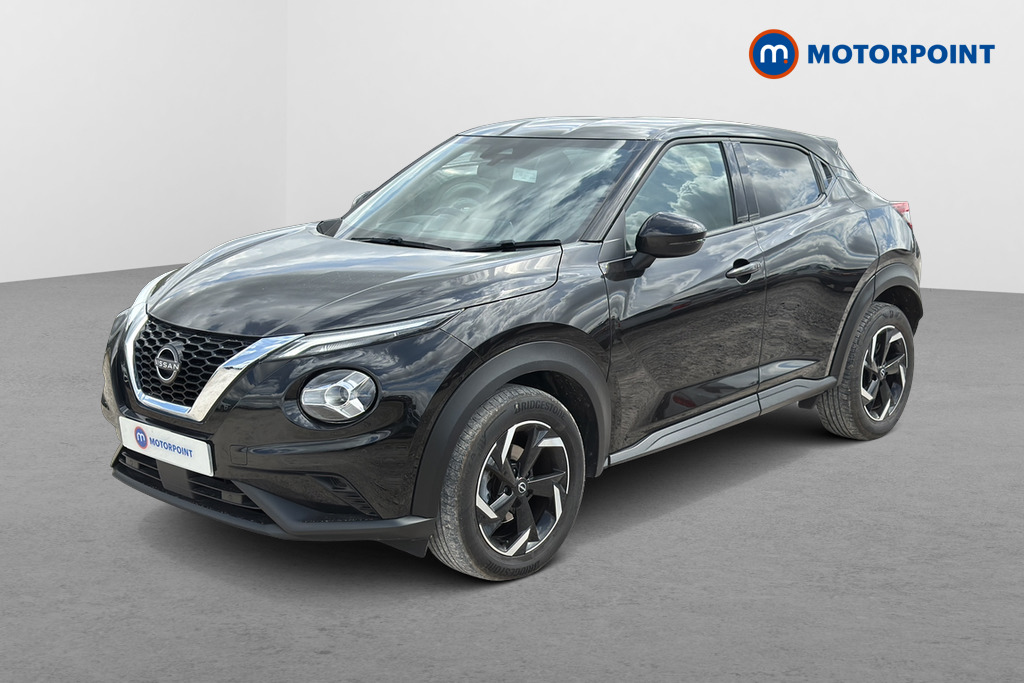 Nissan Juke N-Connecta Manual Petrol SUV - Stock Number (1650657) - Passenger side front corner