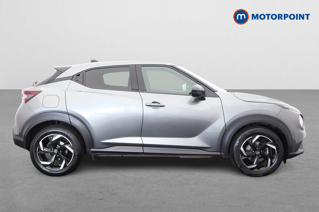 Nissan Juke N-Connecta Manual Petrol SUV - Stock Number (1651237) - Drivers side