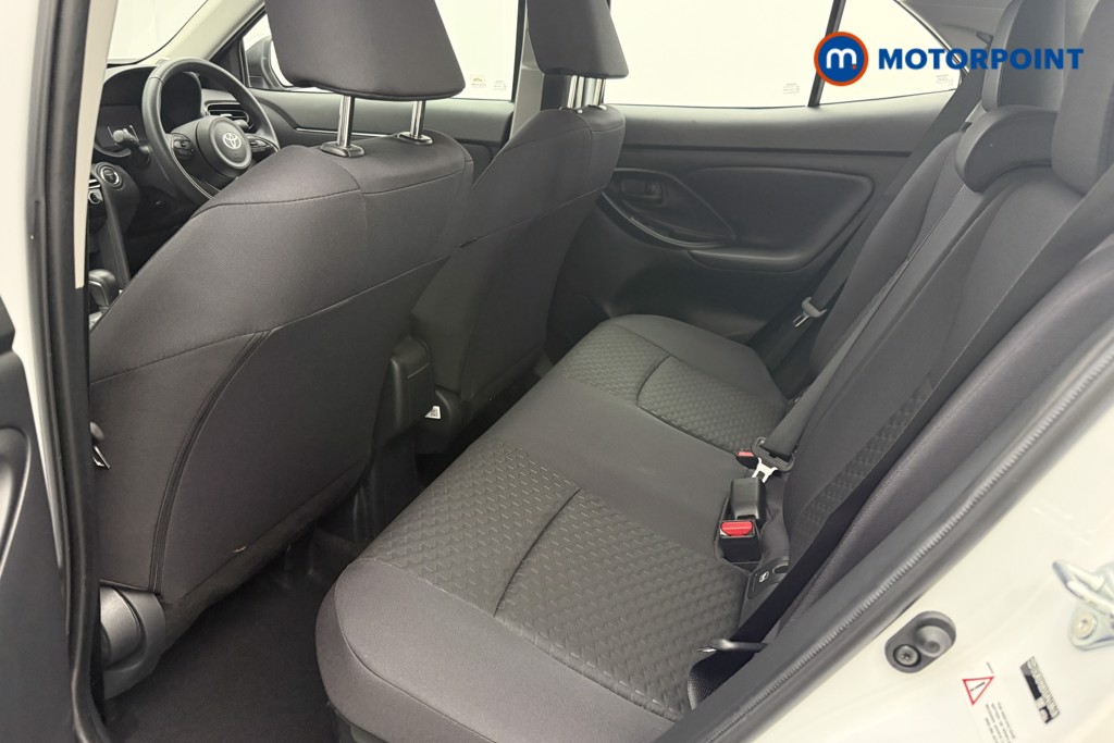 Toyota Yaris Cross Icon Automatic Petrol-Electric Hybrid Estate - Stock Number (1651339) - 4th supplementary image