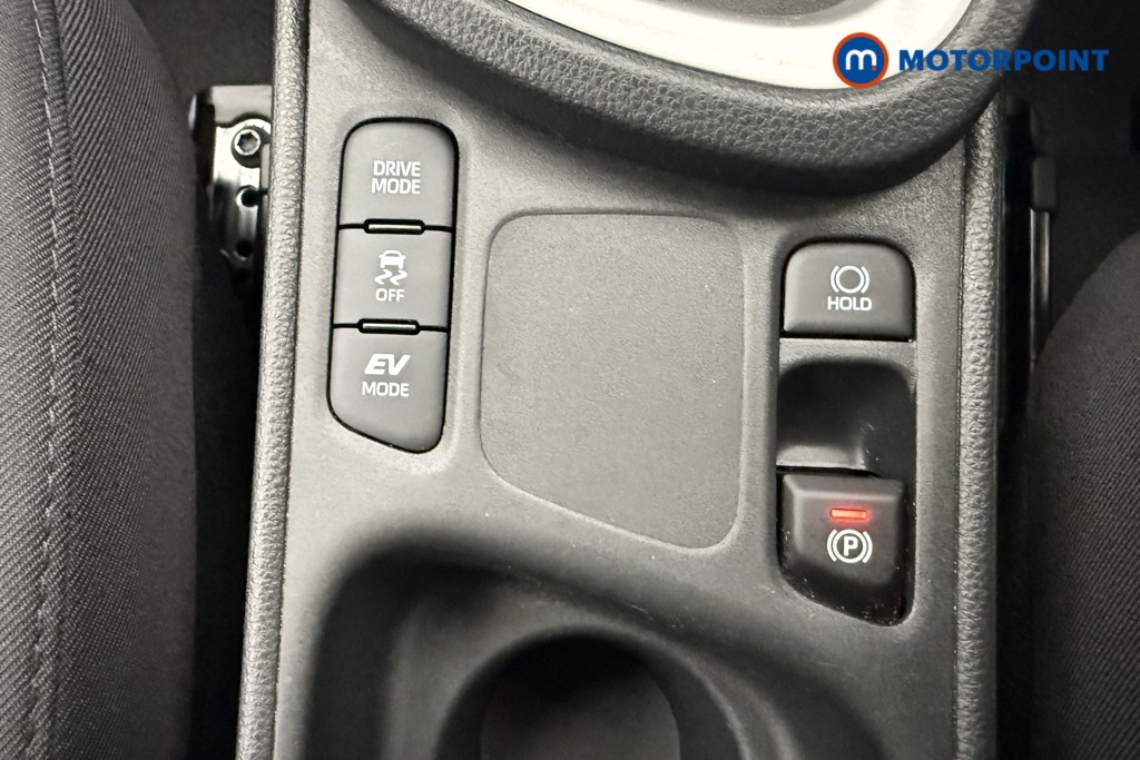 Toyota Yaris Cross Icon Automatic Petrol-Electric Hybrid Estate - Stock Number (1651339) - 16th supplementary image