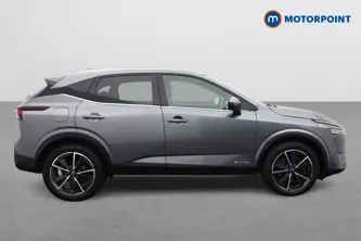 Nissan Qashqai Tekna Automatic Petrol-Electric Hybrid SUV - Stock Number (1651420) - Drivers side
