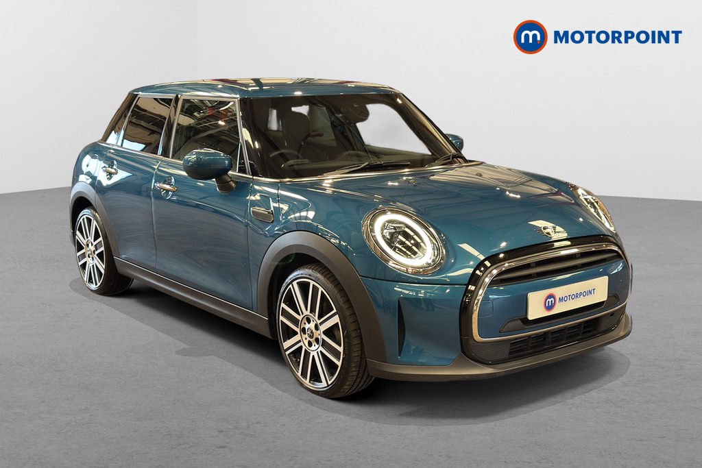 Mini Hatchback Cooper Exclusive Automatic Petrol Hatchback - Stock Number (1651653) - Drivers side front corner