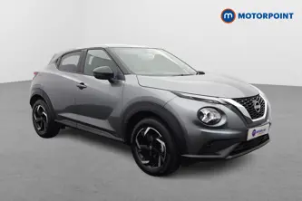 Nissan Juke N-Connecta Automatic Petrol SUV - Stock Number (1652395) - Drivers side front corner