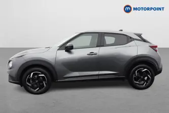Nissan Juke N-Connecta Automatic Petrol SUV - Stock Number (1652395) - Passenger side