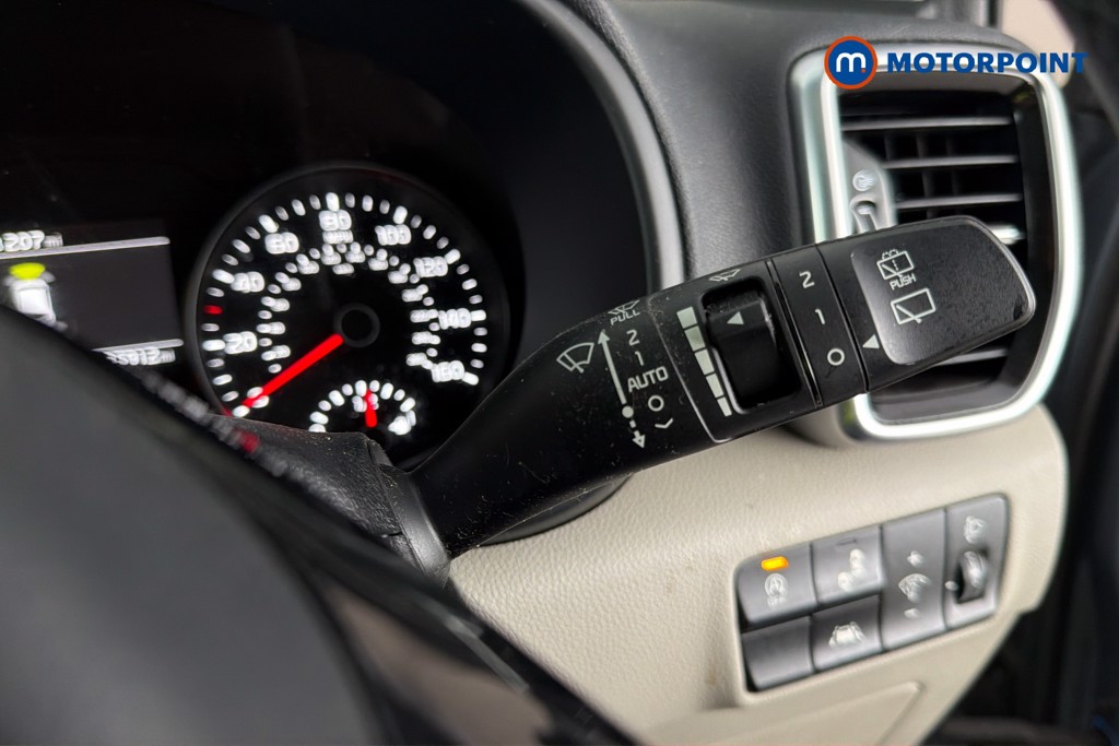 KIA Sportage Platinum Edition Manual Petrol SUV - Stock Number (1652525) - 7th supplementary image