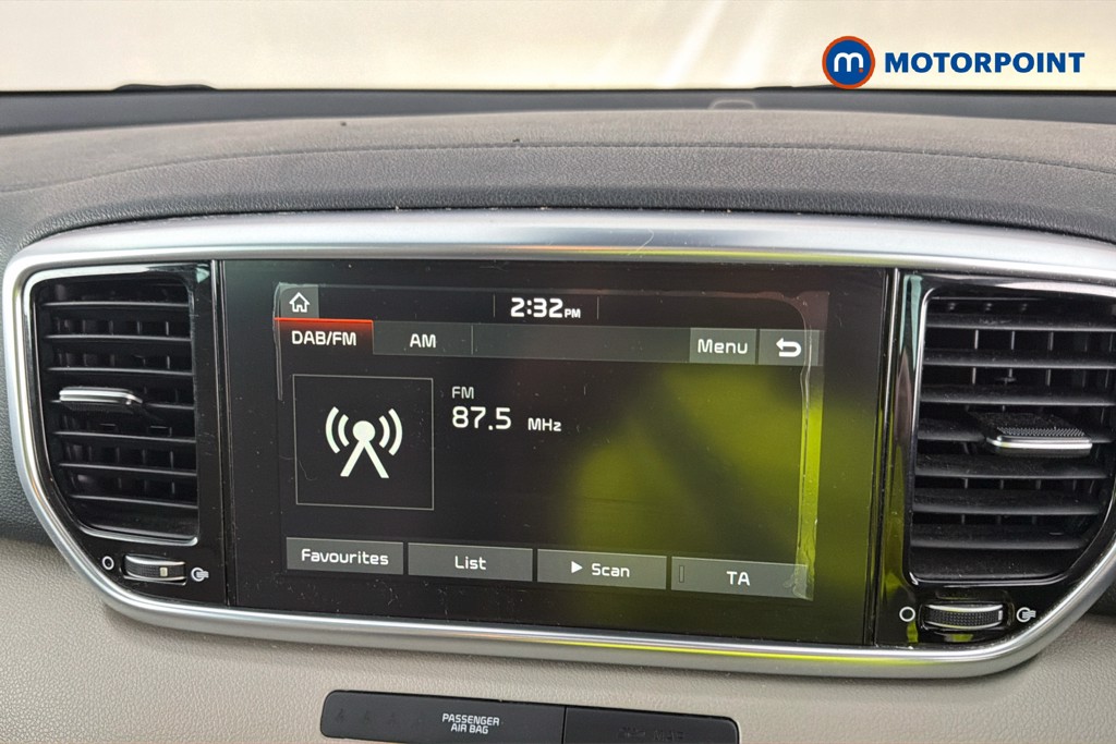 KIA Sportage Platinum Edition Manual Petrol SUV - Stock Number (1652525) - 9th supplementary image
