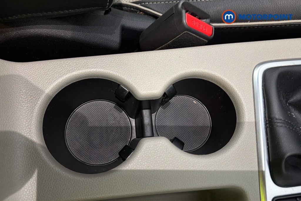 KIA Sportage Platinum Edition Manual Petrol SUV - Stock Number (1652525) - 16th supplementary image