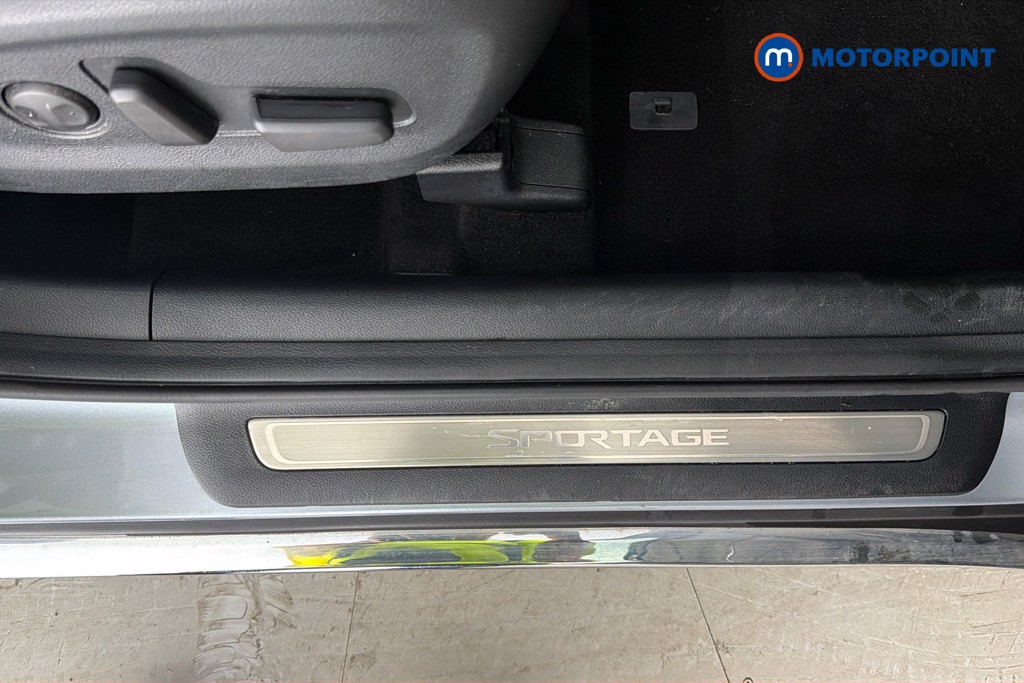 KIA Sportage Platinum Edition Manual Petrol SUV - Stock Number (1652525) - 27th supplementary image