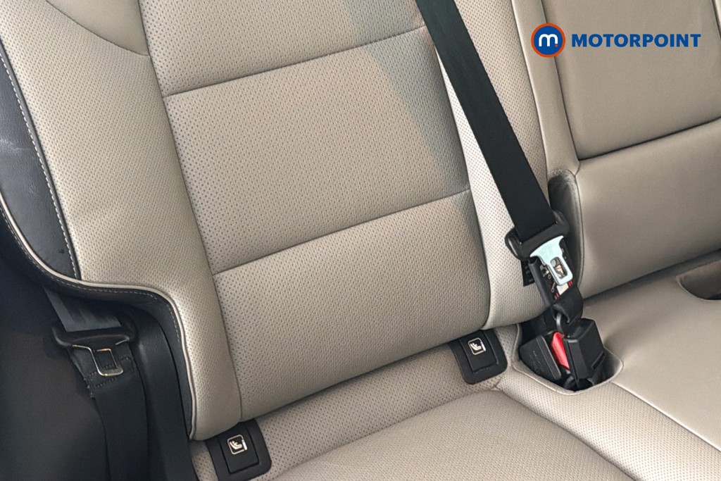 KIA Sportage Platinum Edition Manual Petrol SUV - Stock Number (1652525) - 29th supplementary image
