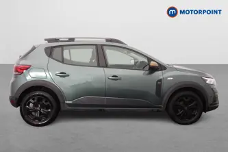 Dacia Sandero Stepway Extreme Manual Petrol Hatchback - Stock Number (1652652) - Drivers side