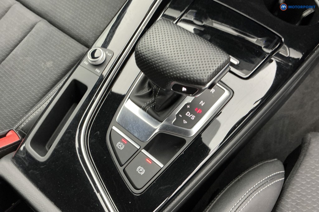 Audi A4 Black Edition Automatic Petrol Estate - Stock Number (1652740) - 15th supplementary image