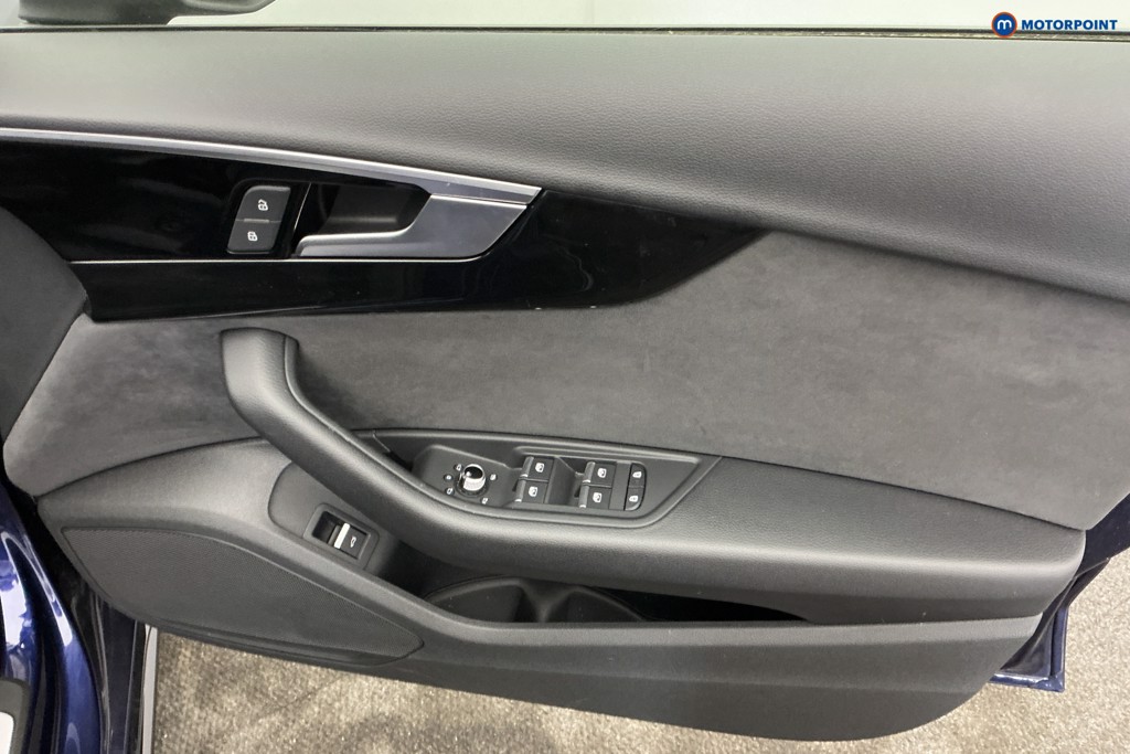 Audi A4 Black Edition Automatic Petrol Estate - Stock Number (1652740) - 24th supplementary image