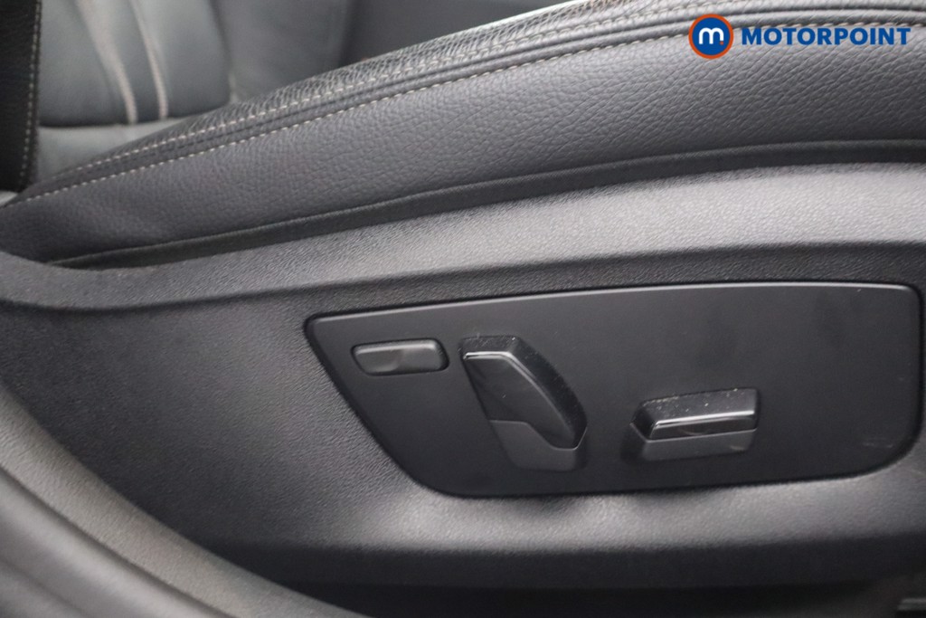 BMW 5 Series M Sport Automatic Diesel Saloon - Stock Number (1652796) - 13th supplementary image