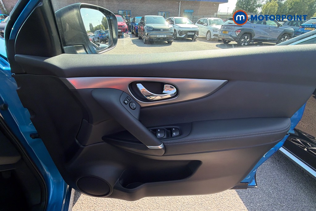 Nissan Qashqai N-Motion Automatic Petrol SUV - Stock Number (1653019) - 19th supplementary image