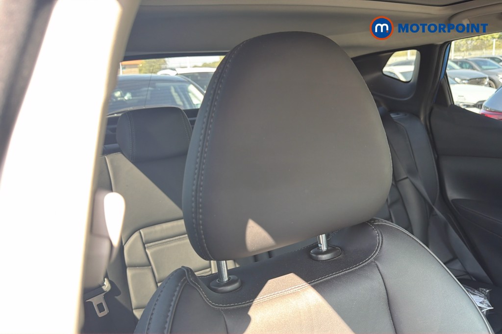 Nissan Qashqai N-Motion Automatic Petrol SUV - Stock Number (1653019) - 23rd supplementary image