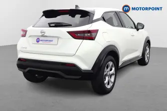 Nissan Juke N-Connecta Manual Petrol SUV - Stock Number (1653216) - Drivers side rear corner