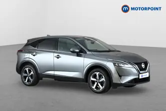 Nissan Qashqai N-Connecta Manual Petrol SUV - Stock Number (1653218) - Drivers side front corner