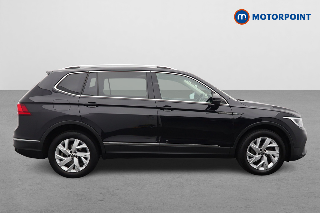Volkswagen Tiguan Allspace Life Automatic Petrol SUV - Stock Number (1653315) - Drivers side