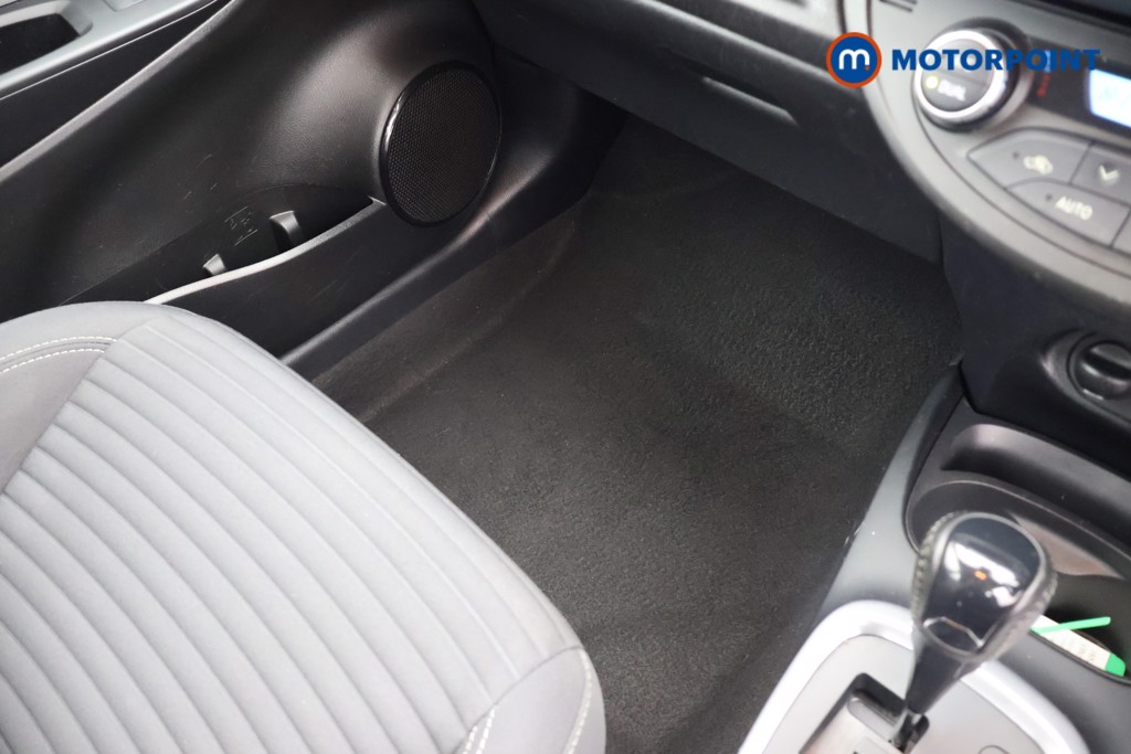 Toyota Yaris Icon Tech Automatic Petrol-Electric Hybrid Hatchback - Stock Number (1653553) - 12th supplementary image