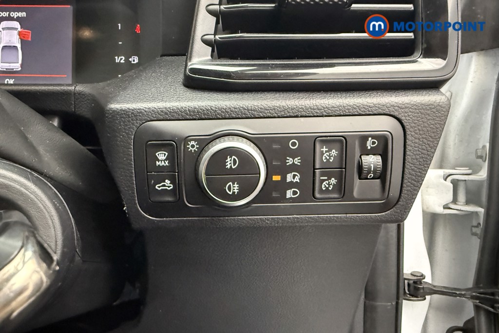 Volkswagen Amarok Life Manual Diesel Double Cab Pick-Up - Stock Number (1654041) - 19th supplementary image