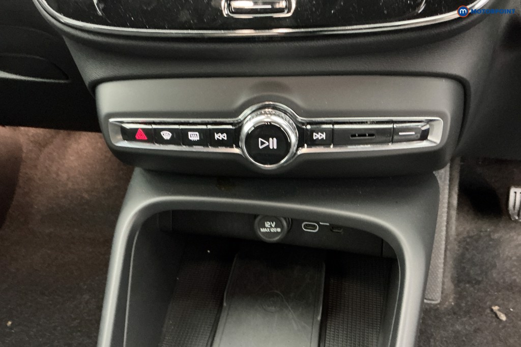 Volvo Xc40 Plus Automatic Electric SUV - Stock Number (1654064) - 16th supplementary image