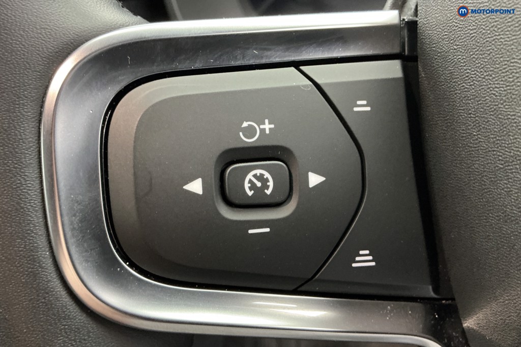 Volvo Xc40 Plus Automatic Electric SUV - Stock Number (1654064) - 19th supplementary image