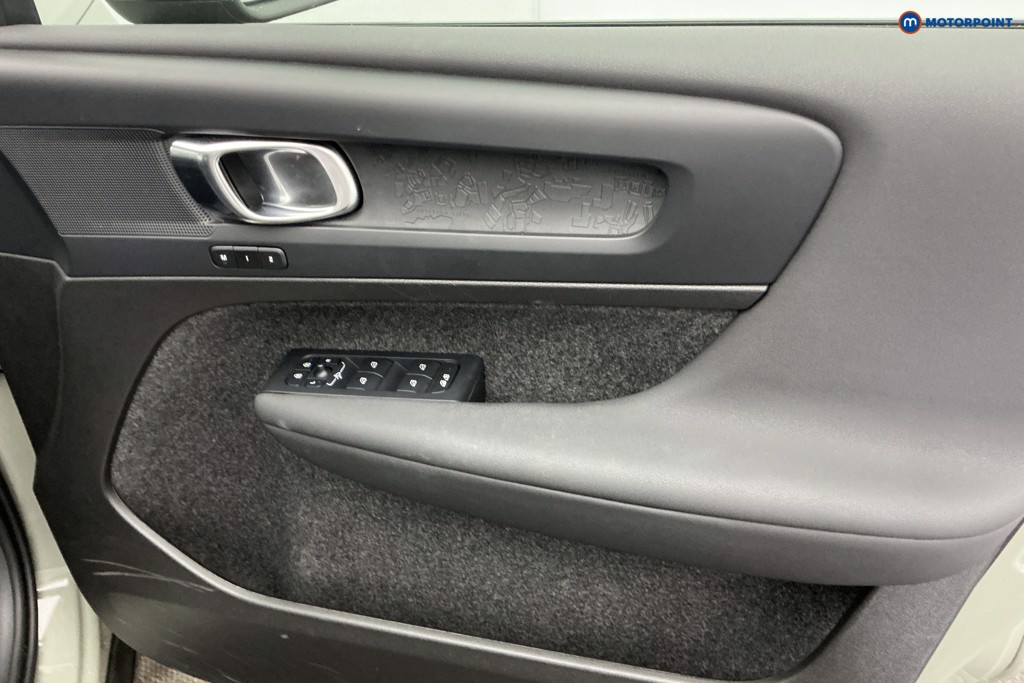 Volvo Xc40 Plus Automatic Electric SUV - Stock Number (1654064) - 23rd supplementary image