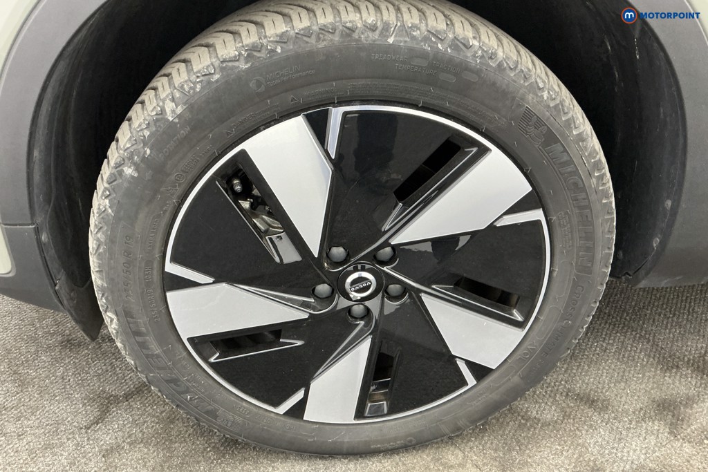 Volvo Xc40 Plus Automatic Electric SUV - Stock Number (1654064) - 35th supplementary image